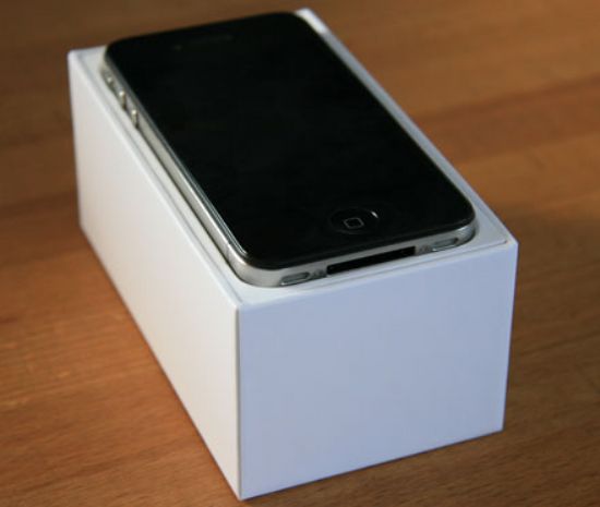  Apple İphone 4g 32gb -- Numark Ns7 -- Blackberry Torch 9800