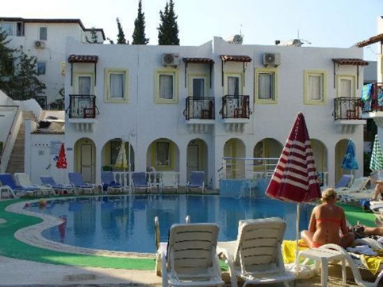 Bodrum Hotel Kalender, Turizm Ve Otelcilik İle Tur Hizmetleri Vermektedir