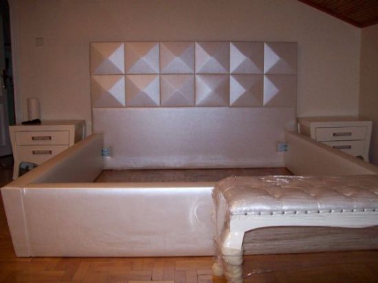  Piramit Yatak Odası Karyola Modern