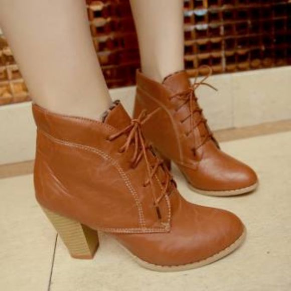 Kırmızı Bot Modelleri  Bayanlara Özel Bot Çizme Tasarımları Ucuz Toptan En Yeni Modeller  Kırmızı Bot Modelleri