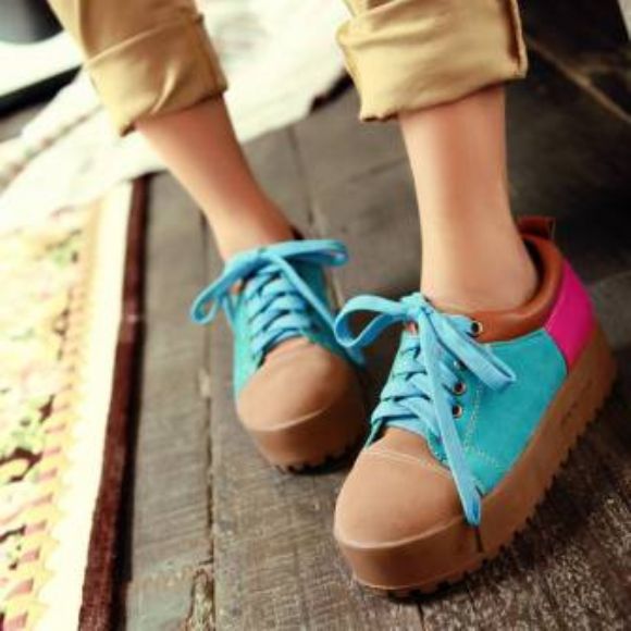  Ayakkabı Bot Çizme  Bayanlara Özel Bot Çizme Tasarımları Ucuz Toptan En Yeni Modeller  Ayakkabı Bot Çizme