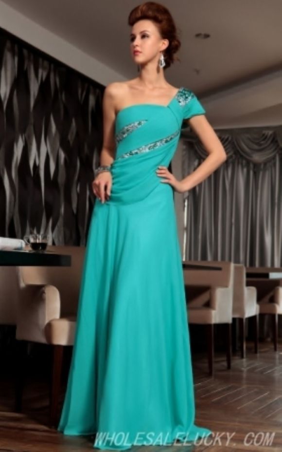 Online Bayan Elbise  Gösterişli Şık Yeni Modeller Bayanlara Özel Yeni Tasarımlar  Online Bayan Elbise