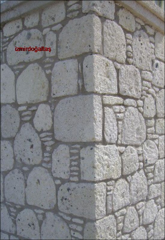  Yığma Kargir Taraklı Taş Duvar Görünümlü
