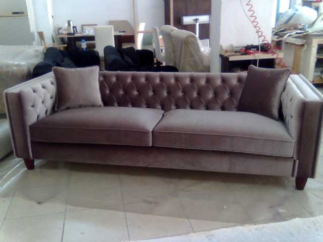 Luxury Custommade Chesterfield Sofa Exquisite Design For Elegant Living