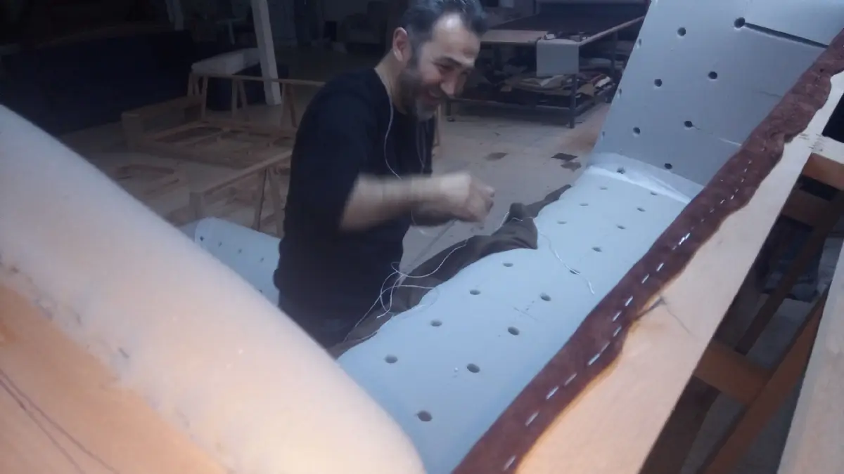 Chester Koltuk Döşeme Nasıl Yapılır? Döşemeci Özcan Usta ile Kalite