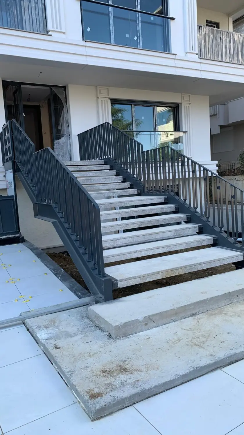 Demirci Demir Merdiven Korkuluk Ferforje Ataşehir Demirci