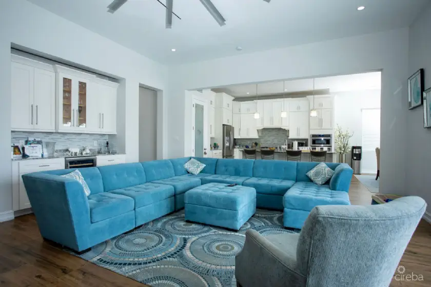 Turkuaz L Köşe Koltuk Takımları Özel Ölçü Üretim Her Renk Kumaş Silinebilir Rahat